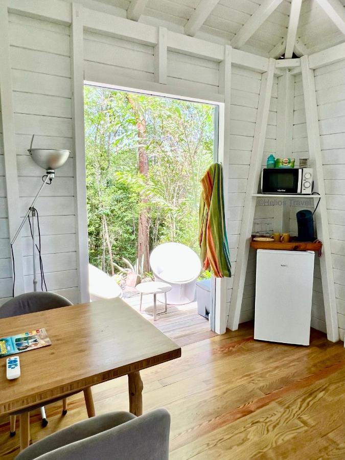 Le Surf Lodge, Chambre Avec Vue Mer Dans Un Ecrin De Verdure Deshaies Exterior photo